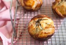 Bombinhas folhadas de chocolate